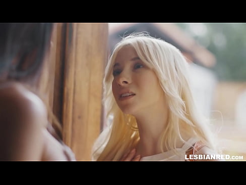 ❤️ Cô gái về nhà một vài tháng sau đó và ăn sạch âm hộ của mẹ kế ❤️  Fucking video  tại chúng tôi  ❌❤